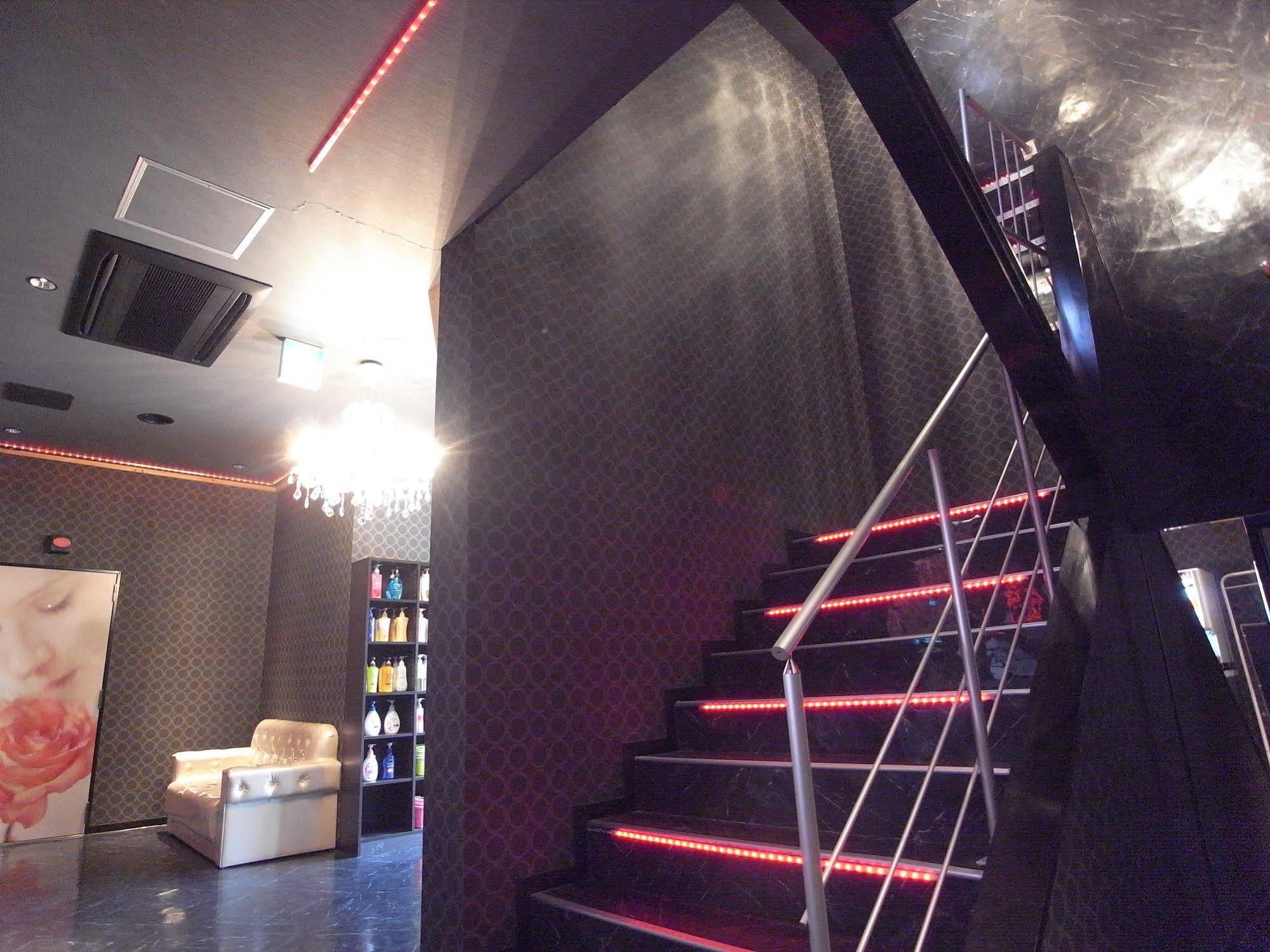 リベラル 男塾ホテルグループ (adults Only) 情趣酒店 2*